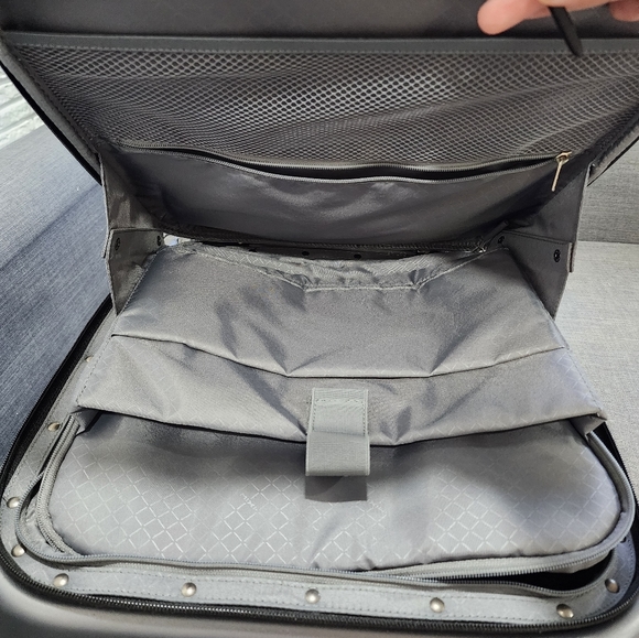 Gray Mixi Spinning Carry On Luggage - Picture 4 of 7